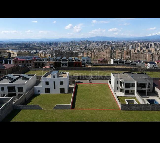 Բնակելի Նշանակության Հողատարածք, 700քմ, Խմելու Ջրով, Էլեկտրականությամբ