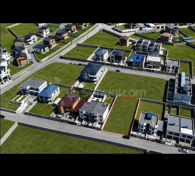 Բնակելի Նշանակության Հողատարածք, 700քմ, Խմելու Ջրով, Էլեկտրականությամբ