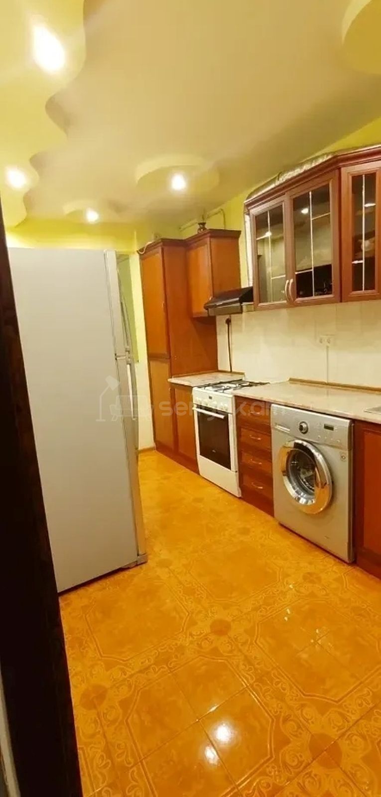 2 Սենյականոց Բնակարան, 63քմ, 3/9 հարկ, Նորմալ Վիճակում