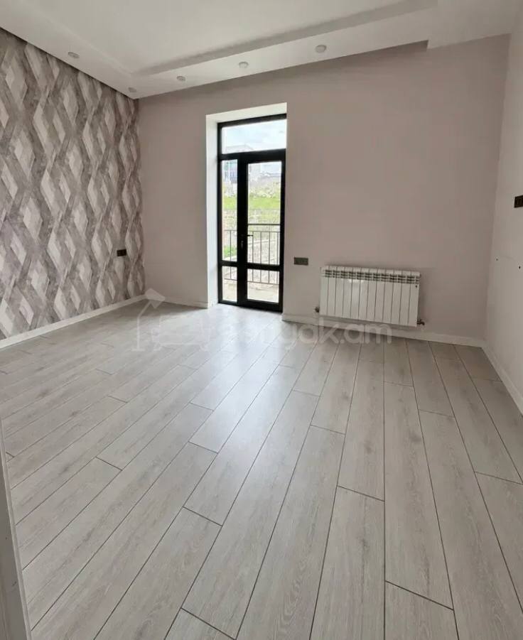 6 Սենյականոց Շքեղ Առանձնատուն, 266քմ, Ավտոտնակով