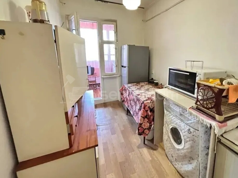 3 Սենյականոց Բնակարան, 80քմ, 8/9 հարկ, Պետական Վիճակում