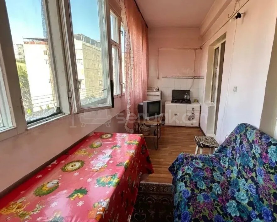 3 Սենյականոց Բնակարան, 80քմ, 8/9 հարկ, Պետական Վիճակում