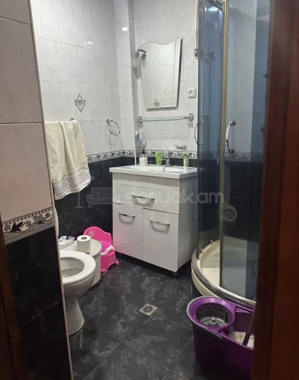 6 Սենյականոց Բնակարան, 250քմ, 1/2 հարկ, Կապիտալ Վերանորոգված, Կահավորված, Արևկող