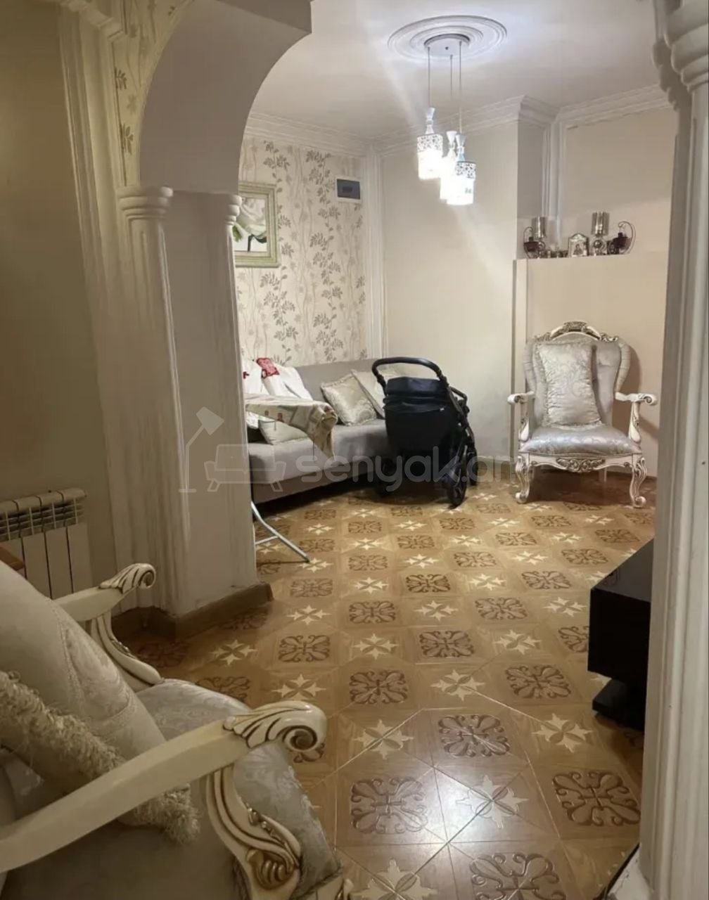 6 Սենյականոց Բնակարան, 250քմ, 1/2 հարկ, Կապիտալ Վերանորոգված, Կահավորված, Արևկող
