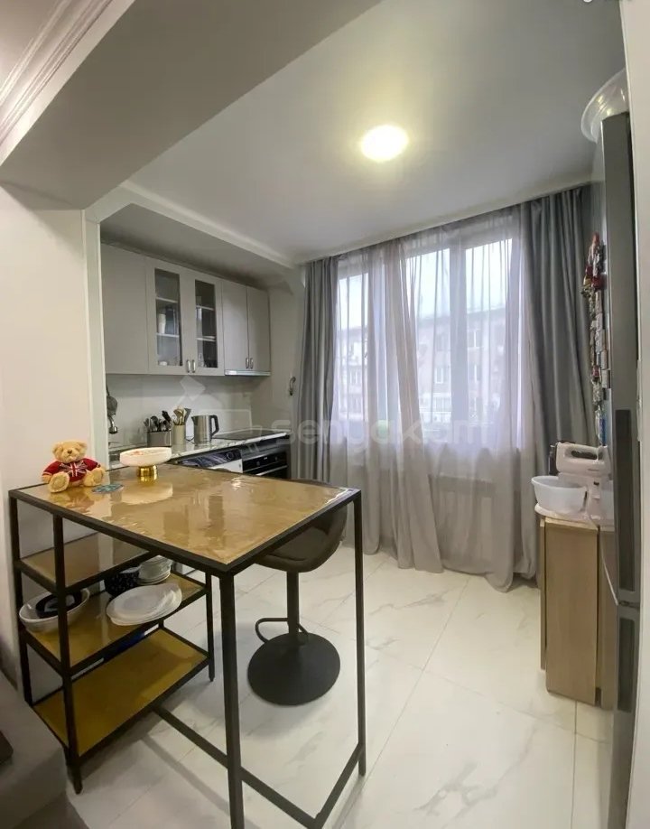 2 Սենյականոց Բնակարան, 44քմ, 4/4 հարկ, Կապիտալ Վերանորոգված