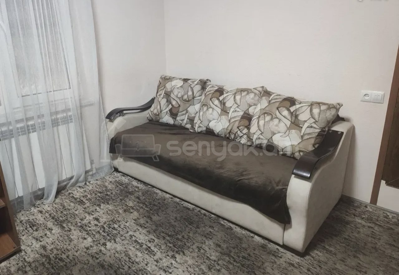 2 Սենյականոց Բնակարան Քարե Շենքում, 52քմ, 2/2 հարկ, Կապիտալ Վերանորոգված, Կահավորված