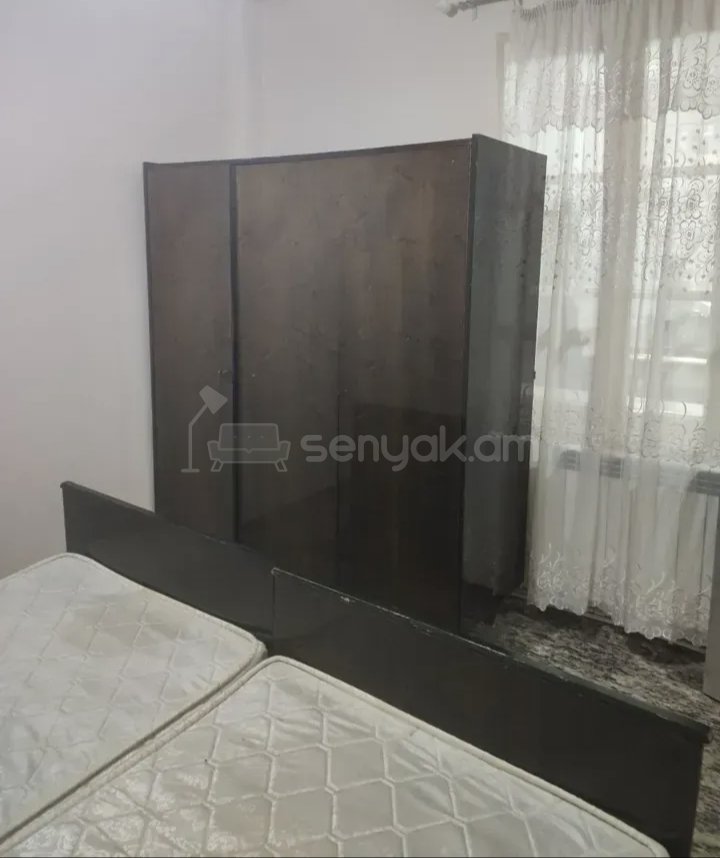 2 Սենյականոց Բնակարան Քարե Շենքում, 52քմ, 2/2 հարկ, Կապիտալ Վերանորոգված, Կահավորված