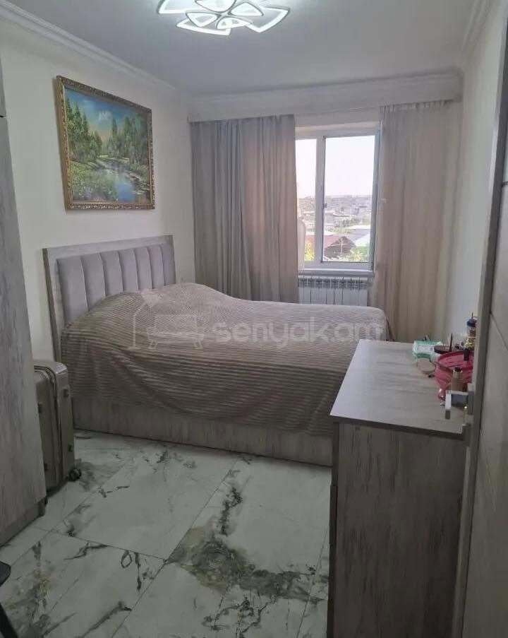 2 Սենյականոց Բնակարան Քարե Շենքում, 50քմ, 4/4 հարկ, Կապիտալ Վերանորոգված