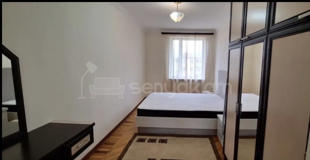 3 Սենյականոց Բնակարան Քարե Շենքում, 75քմ, 5/5 հարկ, Կապիտալ Վերանորոգված, Կահավորված, Արևկող