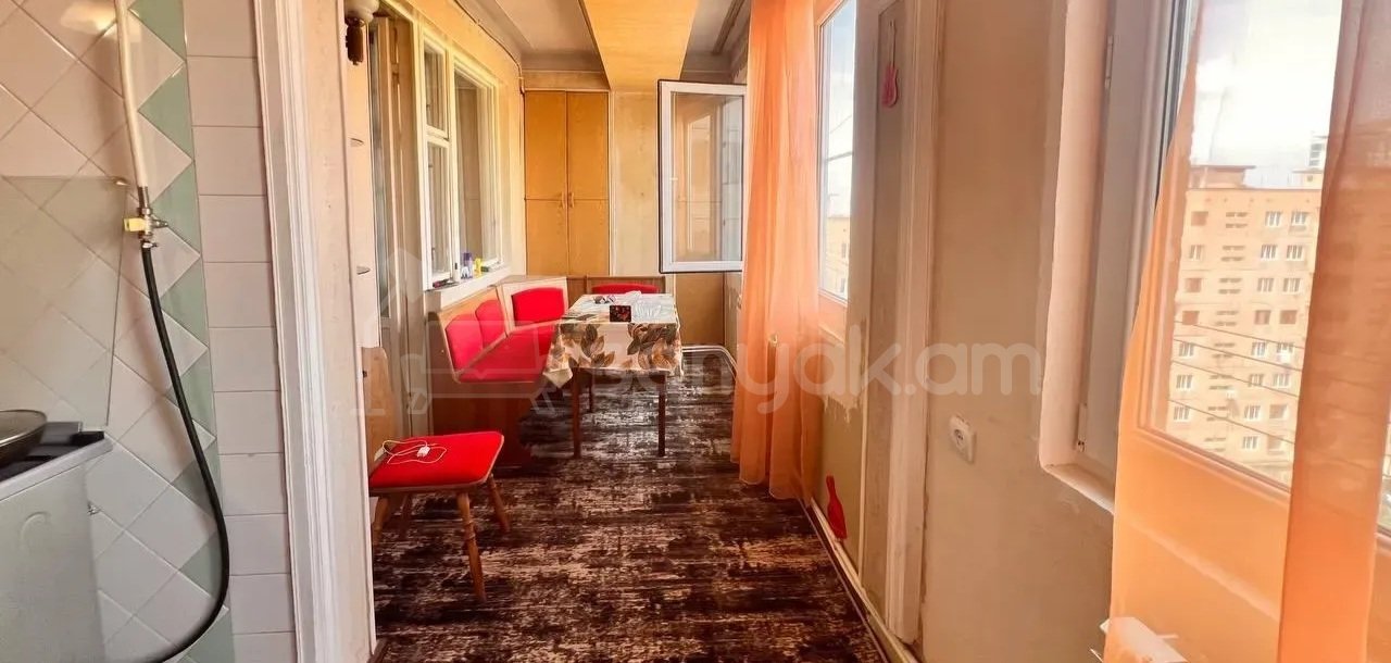 3 Սենյականոց Բնակարան, 81քմ, 4/14 հարկ, Նորմալ Վիճակում