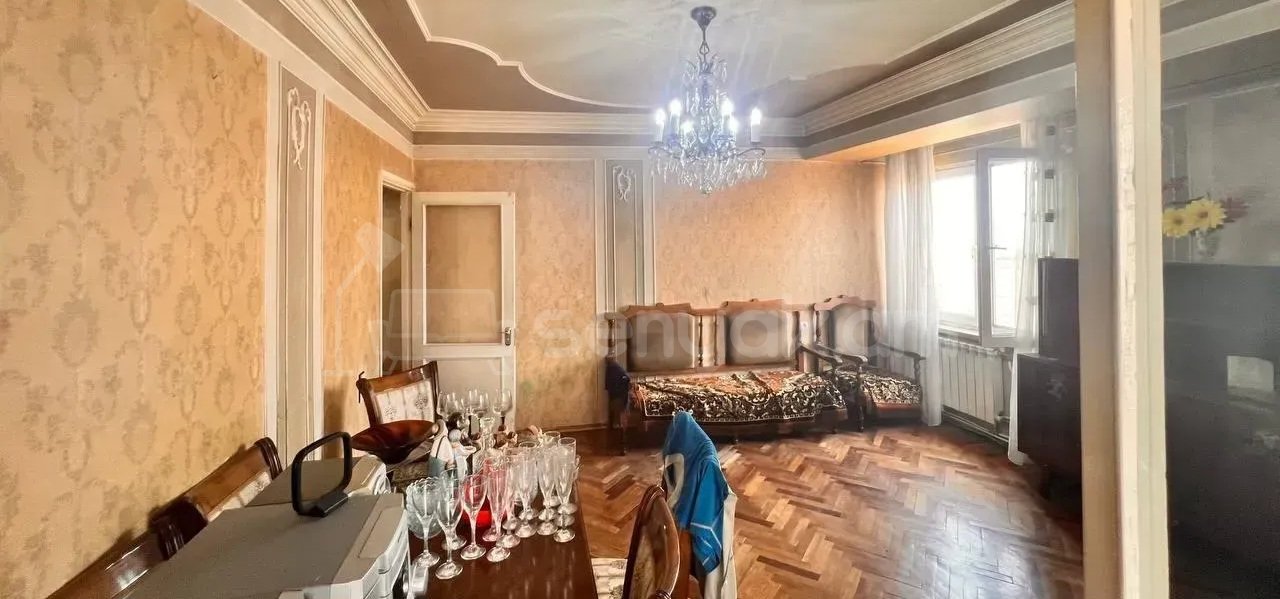 3 Սենյականոց Բնակարան, 81քմ, 4/14 հարկ, Նորմալ Վիճակում