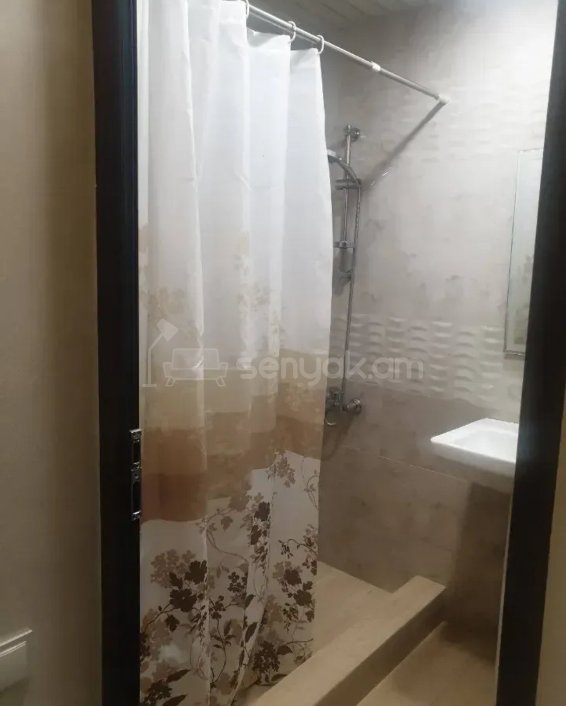 3 Սենյականոց Բնակարան, 72քմ, 1/9 հարկ, Կապիտալ Վերանորոգված, Կահավորված