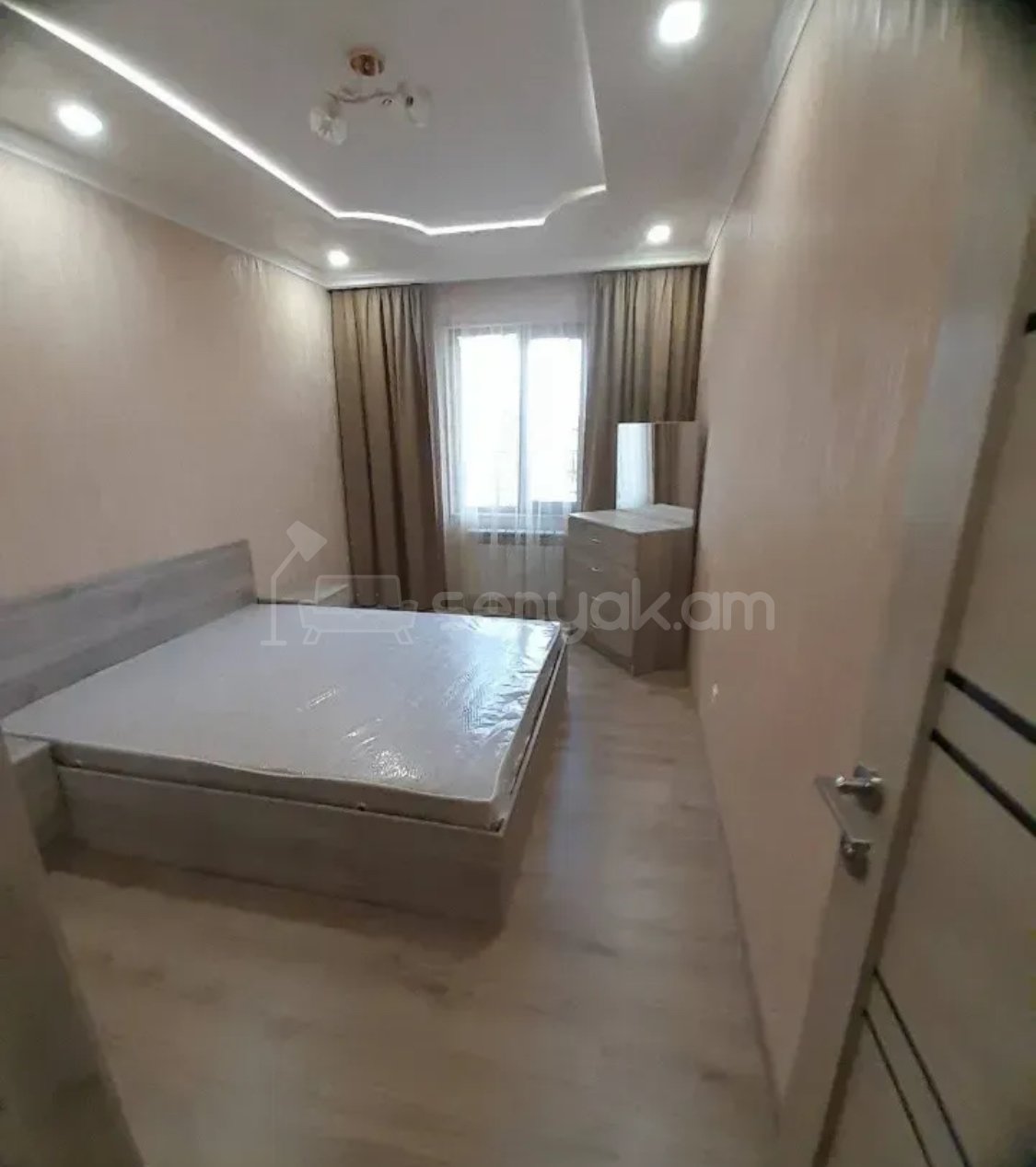 3 Սենյականոց Բնակարան, 72քմ, 1/9 հարկ, Կապիտալ Վերանորոգված, Կահավորված