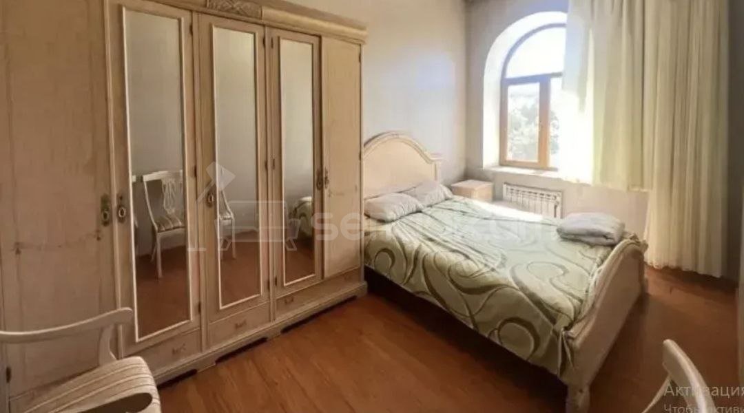 3 Սենյականոց Բնակարան Քարե Շենքում, 85քմ, 4/5 հարկ, Կապիտալ Վերանորոգված, Կահավորված, Արևկող