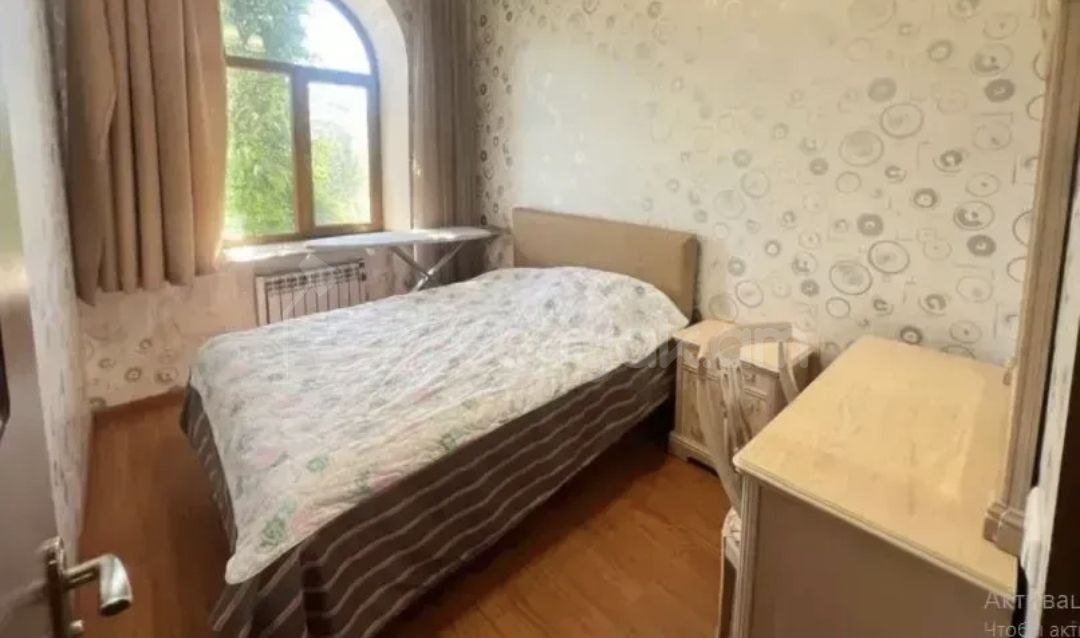 3 Սենյականոց Բնակարան Քարե Շենքում, 85քմ, 4/5 հարկ, Կապիտալ Վերանորոգված, Կահավորված, Արևկող