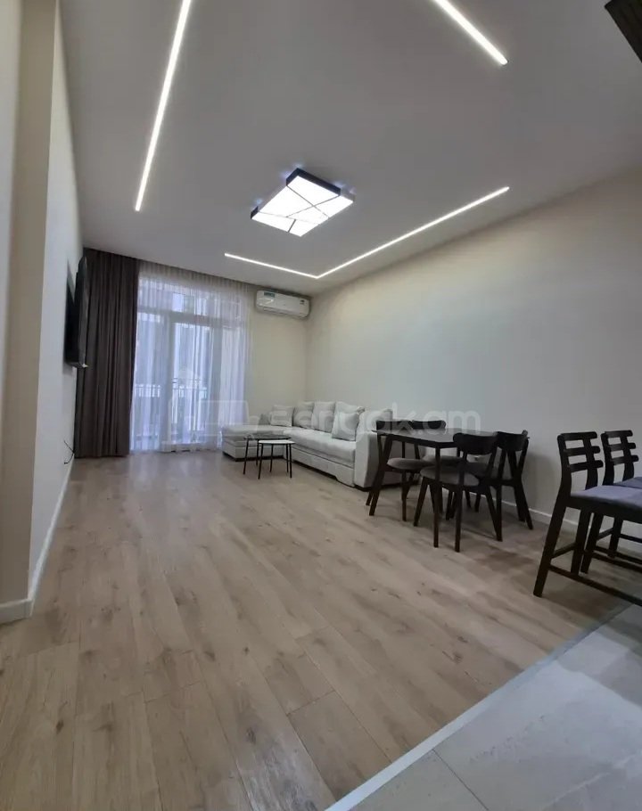 2 Սենյականոց Բնակարան Նորակառույցում, 67քմ, 2/9 հարկ, Դիզայներական Վերանորոգված, Կահավորված