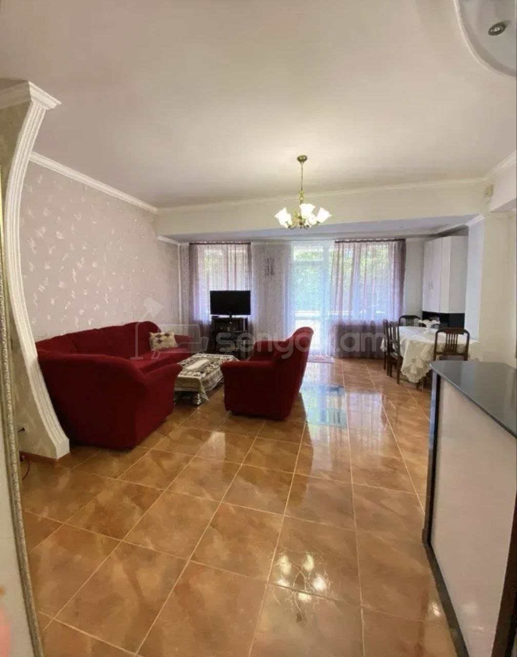 2 Սենյականոց Բնակարան, 70քմ, 3/16 հարկ, Կապիտալ Վերանորոգված, Կահավորված, Արևկող