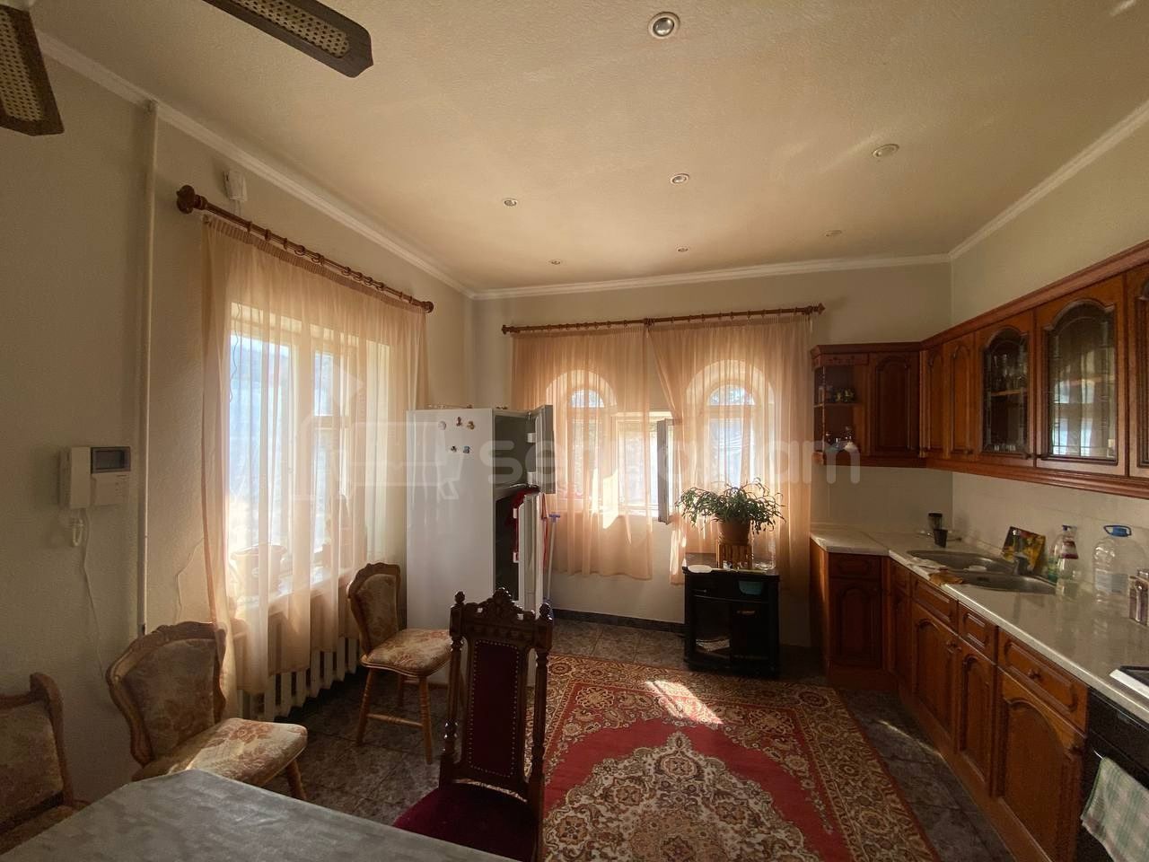 7 Սենյականոց Սեփական Տուն, 371քմ, Նորմալ Վիճակում, Ավտոտնակով