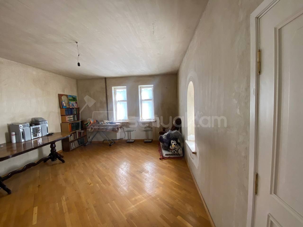 7 Սենյականոց Սեփական Տուն, 371քմ, Նորմալ Վիճակում, Ավտոտնակով