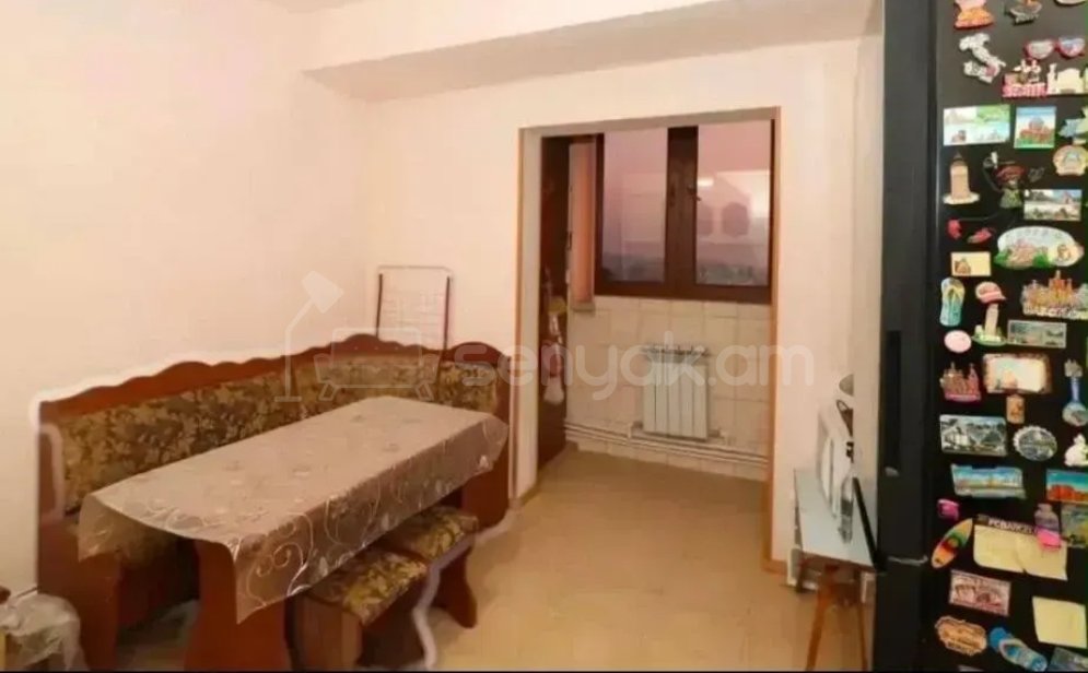 4 Սենյականոց Բնակարան, 90քմ, 14/16 հարկ, Նորմալ Վիճակում, Կահավորված