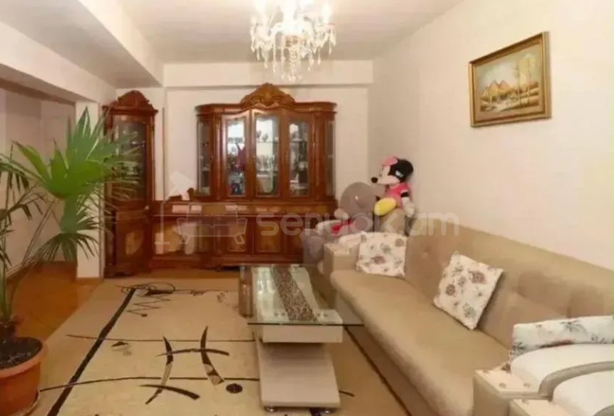 4 Սենյականոց Բնակարան, 90քմ, 14/16 հարկ, Նորմալ Վիճակում, Կահավորված