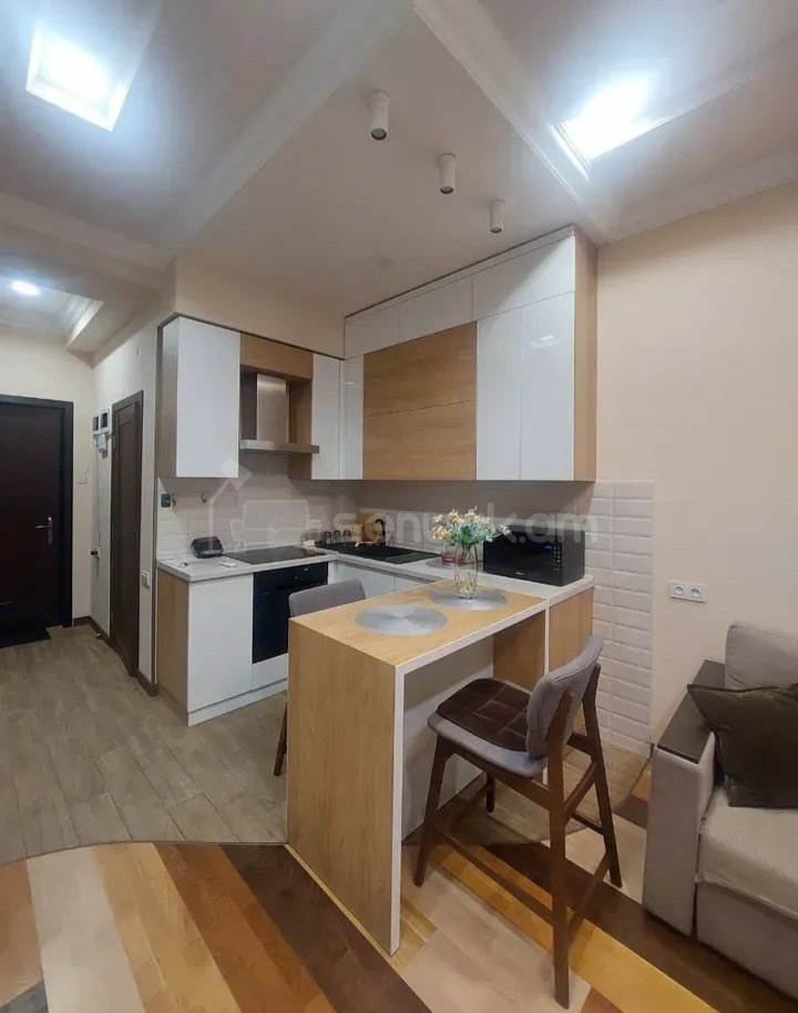 2 Սենյականոց Բնակարան Նորակառույցում, 46քմ, 3/8 հարկ, Դիզայներական Վերանորոգված, Կահավորված