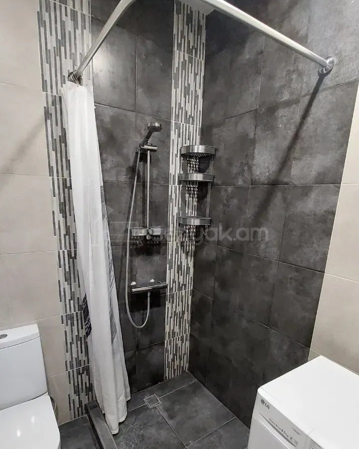 2 Սենյականոց Բնակարան Նորակառույցում, 46քմ, 3/8 հարկ, Դիզայներական Վերանորոգված, Կահավորված