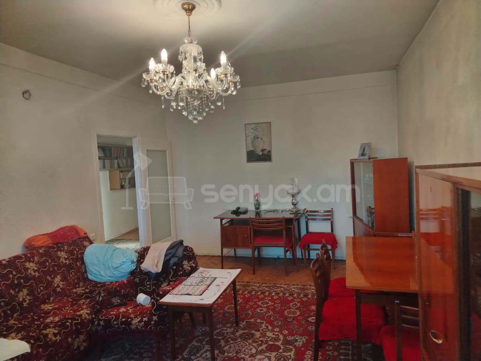 3 Սենյականոց Բնակարան, 80քմ, 5/9 հարկ, Նորմալ Վիճակում