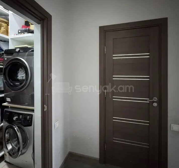 3 Սենյականոց Բնակարան, 65քմ, 2/11 հարկ, Կապիտալ Վերանորոգված