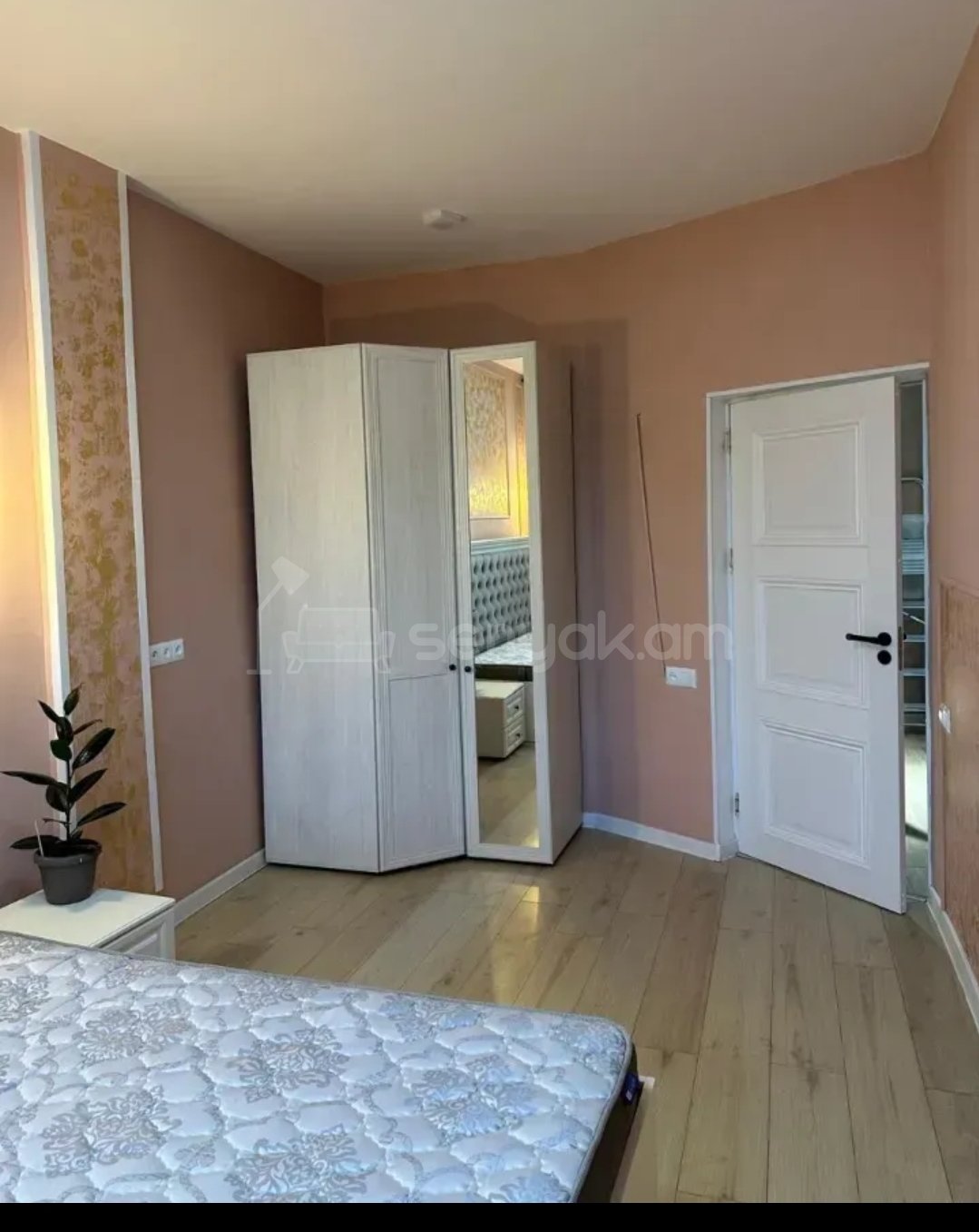 3 Սենյականոց Բնակարան Նորակառույցում, 75քմ, 3/5 հարկ, Դիզայներական Վերանորոգված