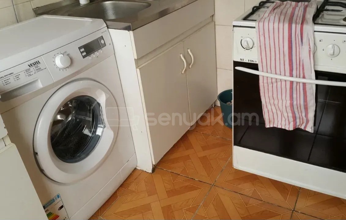 1 Սենյականոց Բնակարան Քարե Շենքում, 31քմ, 3/5 հարկ, Կապիտալ Վերանորոգված, Կահավորված