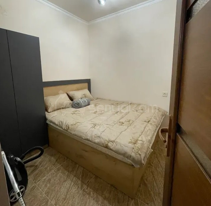 3 Սենյականոց Բնակարան Քարե Շենքում, 40քմ, 1/6 հարկ, Կապիտալ Վերանորոգված