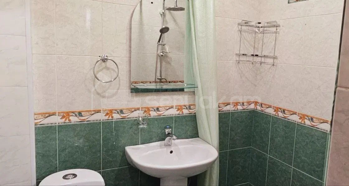 1 Սենյականոց Բնակարան Քարե Շենքում, 32քմ, 4/5 հարկ, Կապիտալ Վերանորոգված, Կահավորված