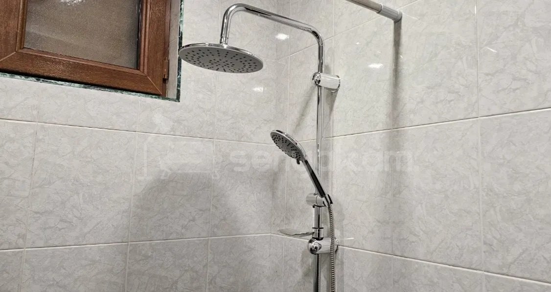 1 Սենյականոց Բնակարան Քարե Շենքում, 32քմ, 4/5 հարկ, Կապիտալ Վերանորոգված, Կահավորված