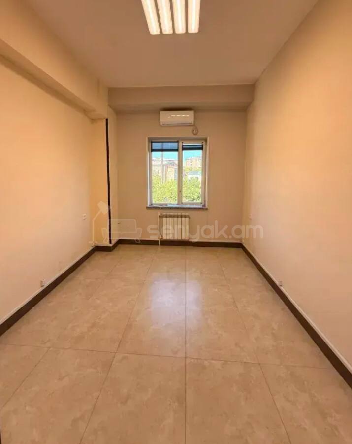 Օֆիսային Տարածք, 200քմ, Կապիտալ Վերանորոգված