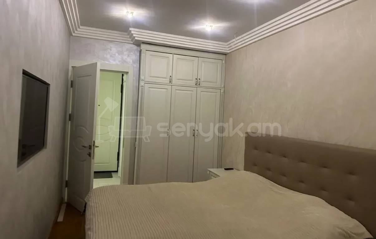 3 Սենյականոց Բնակարան, 74քմ, 5/5 հարկ, Կապիտալ Վերանորոգված, Կահավորված