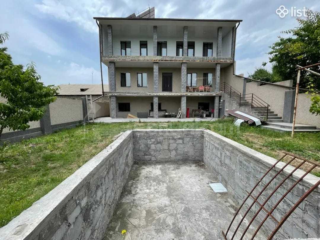 4 Սենյականոց Սեփական Տուն, 200քմ, Կապիտալ Վերանորոգված, Ավտոտնակով