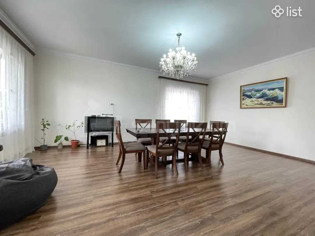 4 Սենյականոց Սեփական Տուն, 200քմ, Կապիտալ Վերանորոգված, Ավտոտնակով