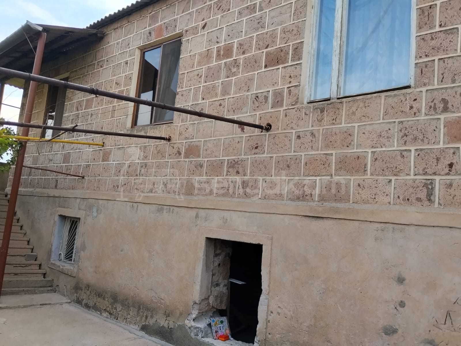 3 Սենյականոց Սեփական Տուն, 281քմ, Կապիտալ Վերանորոգված