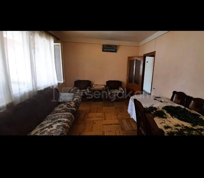 3 Սենյականոց Բնակարան, 78քմ, 5/9 հարկ, Նորմալ Վիճակում