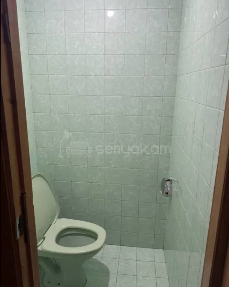 2 Սենյականոց Բնակարան, 68քմ, 7/9 հարկ, Նորմալ Վիճակում