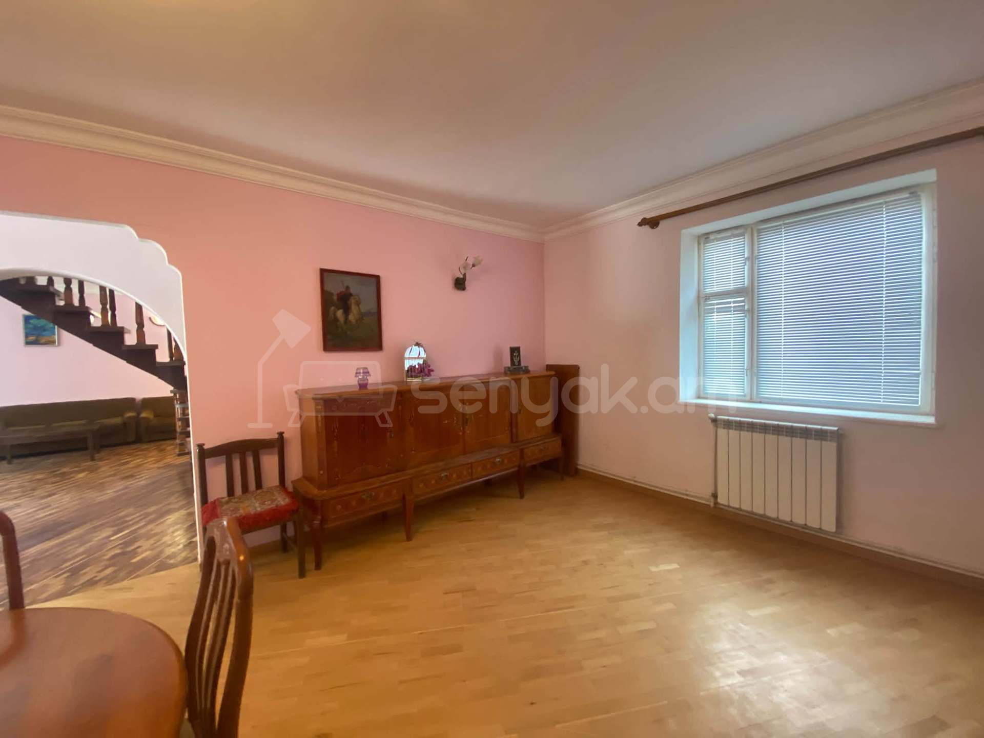 4 Սենյականոց Սեփական Տուն, 750քմ, Նորմալ Վիճակում