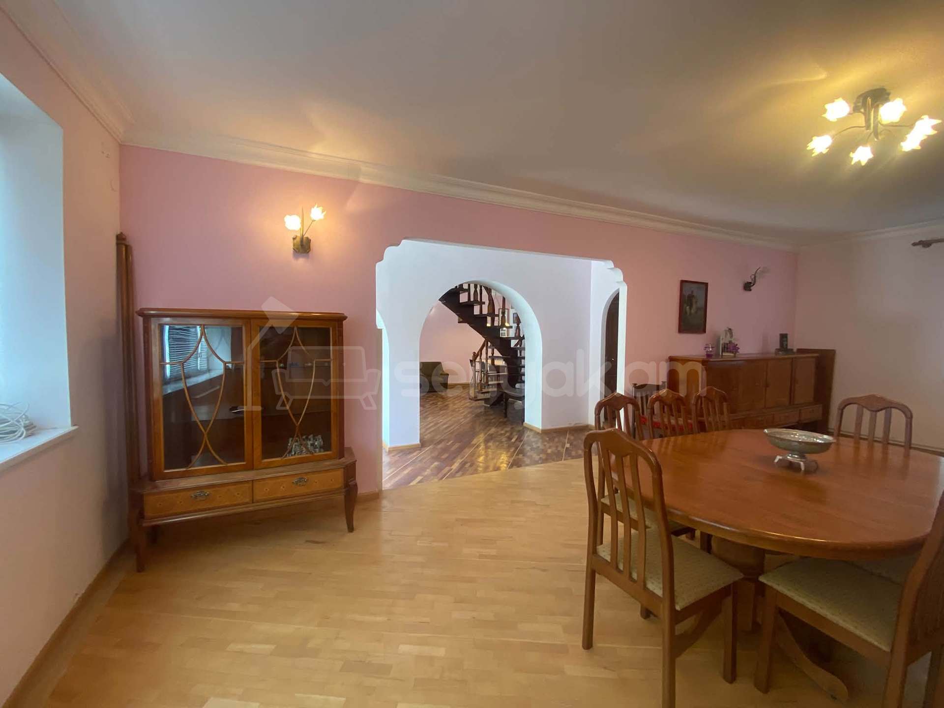 4 Սենյականոց Սեփական Տուն, 750քմ, Նորմալ Վիճակում