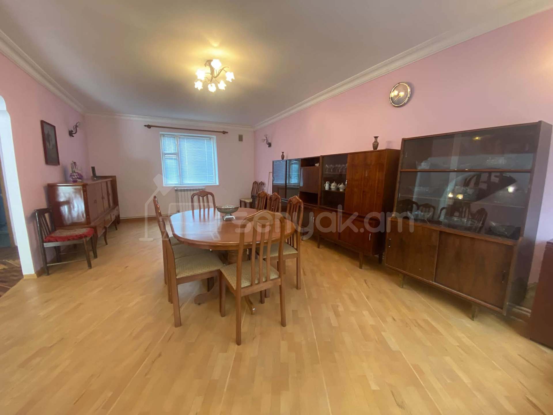 4 Սենյականոց Սեփական Տուն, 750քմ, Նորմալ Վիճակում