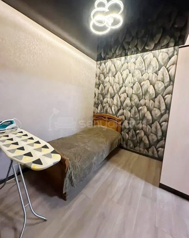 4 Սենյականոց Բնակարան Քարե Շենքում, 106քմ, 2/4 հարկ, Կոսմետիկ Վերանորոգված