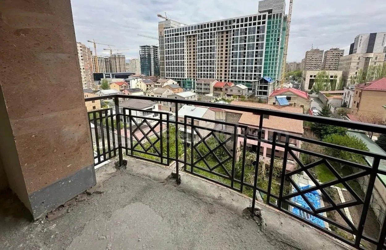 4 Սենյականոց Բնակարան Նորակառույցում, 107քմ, 8/16 հարկ, Զրոյական Վիճակում