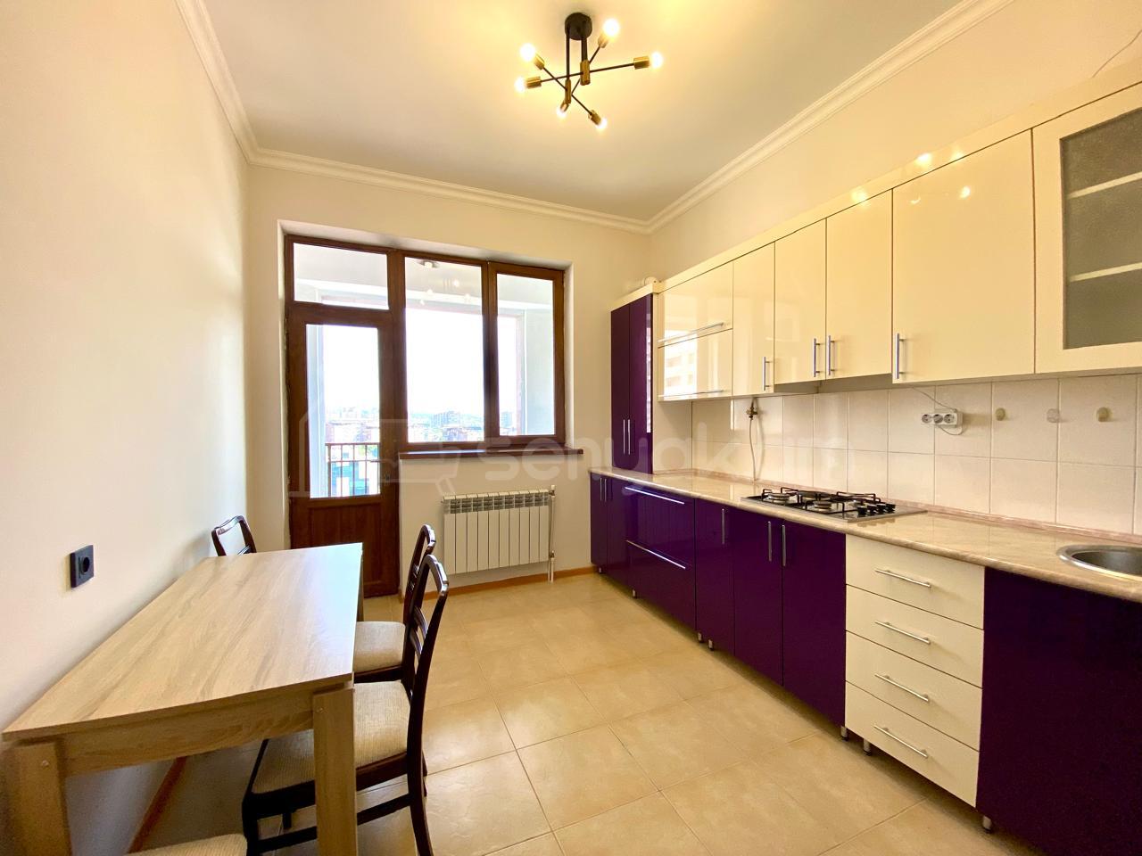 2 Սենյականոց Բնակարան Նորակառույցում, 70քմ, 4/14 հարկ, Դիզայներական Վերանորոգված, Կահավորված, Արևկող
