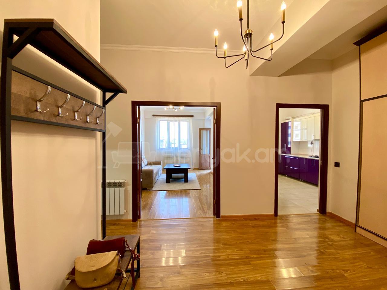 2 Սենյականոց Բնակարան Նորակառույցում, 70քմ, 4/14 հարկ, Դիզայներական Վերանորոգված, Կահավորված, Արևկող
