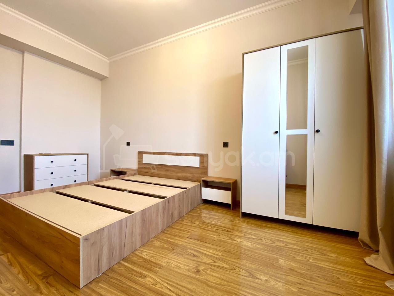 2 Սենյականոց Բնակարան Նորակառույցում, 70քմ, 4/14 հարկ, Դիզայներական Վերանորոգված, Կահավորված, Արևկող