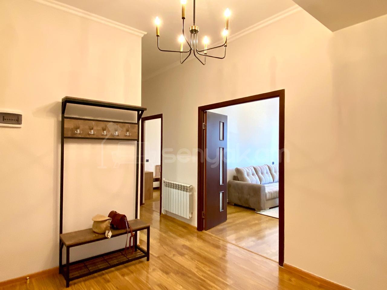 2 Սենյականոց Բնակարան Նորակառույցում, 70քմ, 4/14 հարկ, Դիզայներական Վերանորոգված, Կահավորված, Արևկող